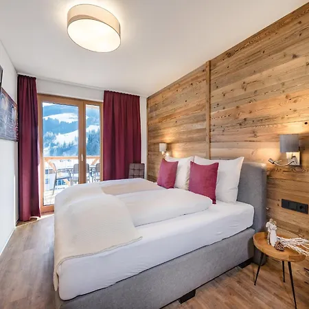 Modern Flat In A Prime Location On The Hochkoenig Tatil Evi *